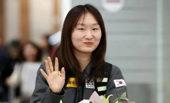 Krystal职业生涯回顾：违规处罚与教练转型之路
